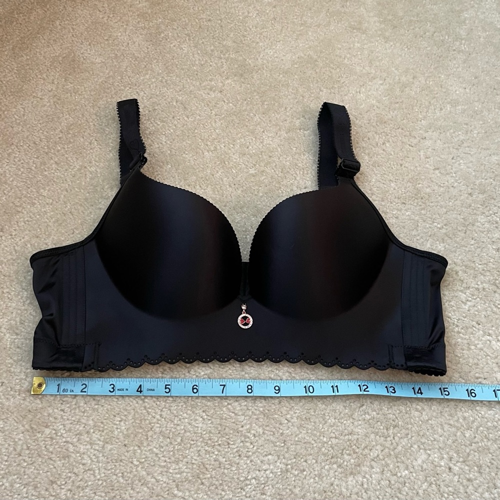 Black Push Up Bra - Size: 40 - Picture 2 of 6